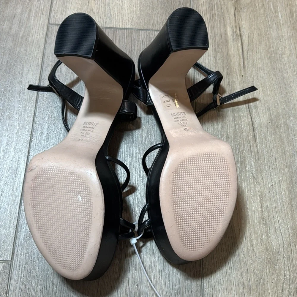 NEW! SCHUTZ Black Kelsie Platform Sandal - Multiple Sizes 🛵🚛